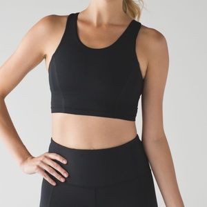 NWT Lululemon Fast As Light Longline Bra / Crop Top Size 4 NWT $68 in Black
